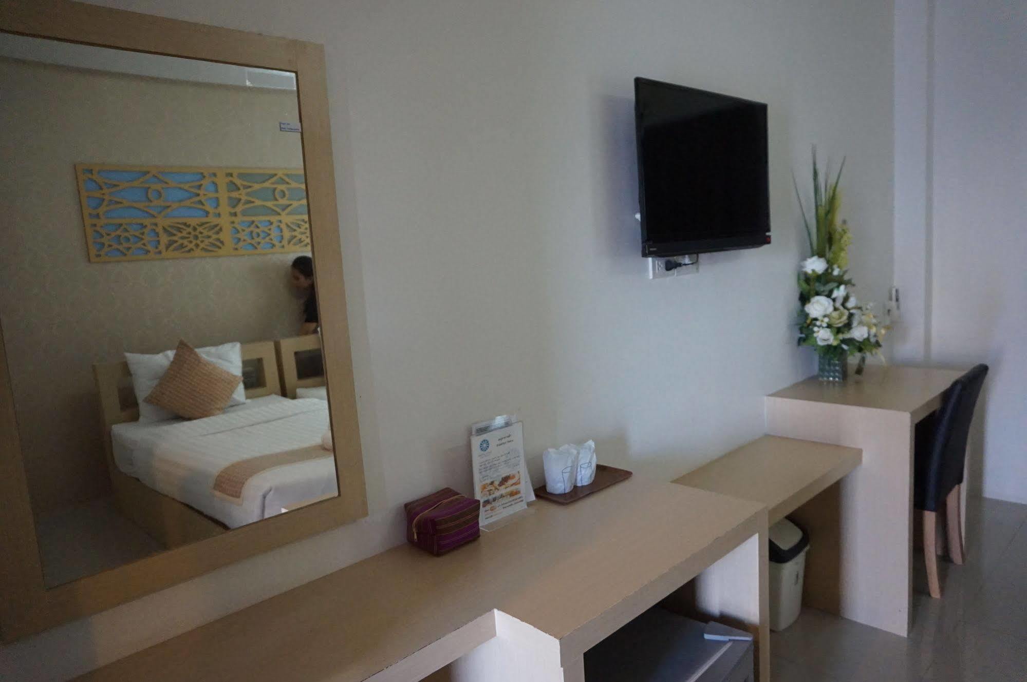 Crystal Nongkhai Hotel Nong Khai Buitenkant foto