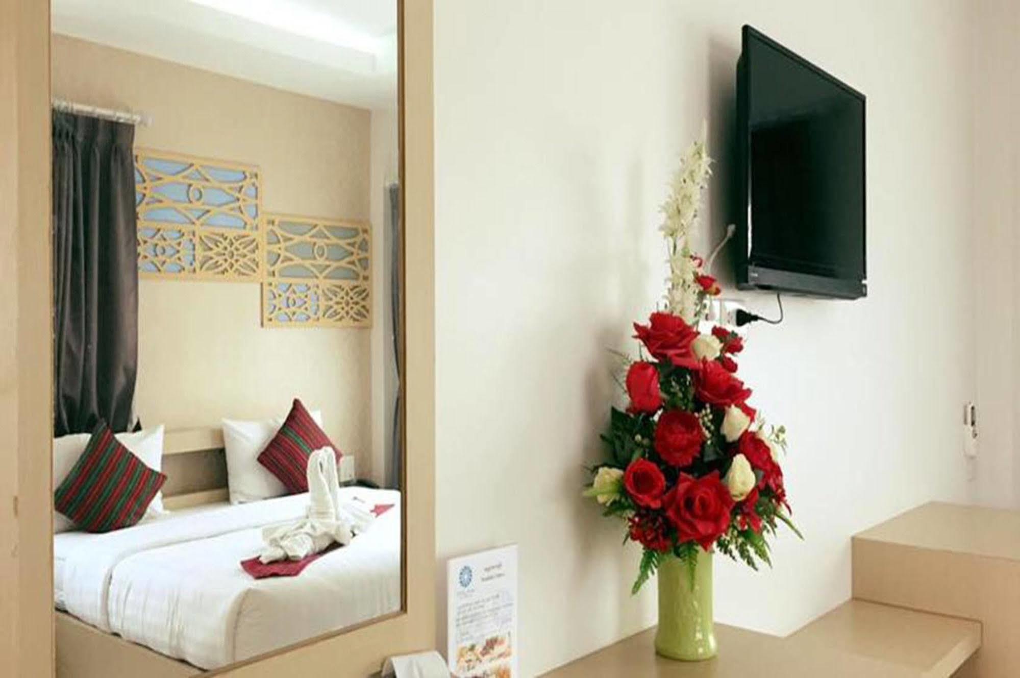 Crystal Nongkhai Hotel Nong Khai Buitenkant foto